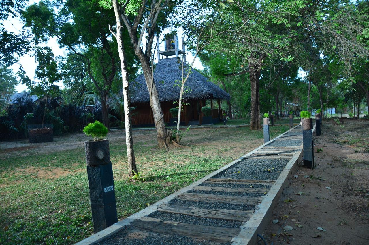 The Bell Farm Eco Resort Sigiriya Bagian luar foto